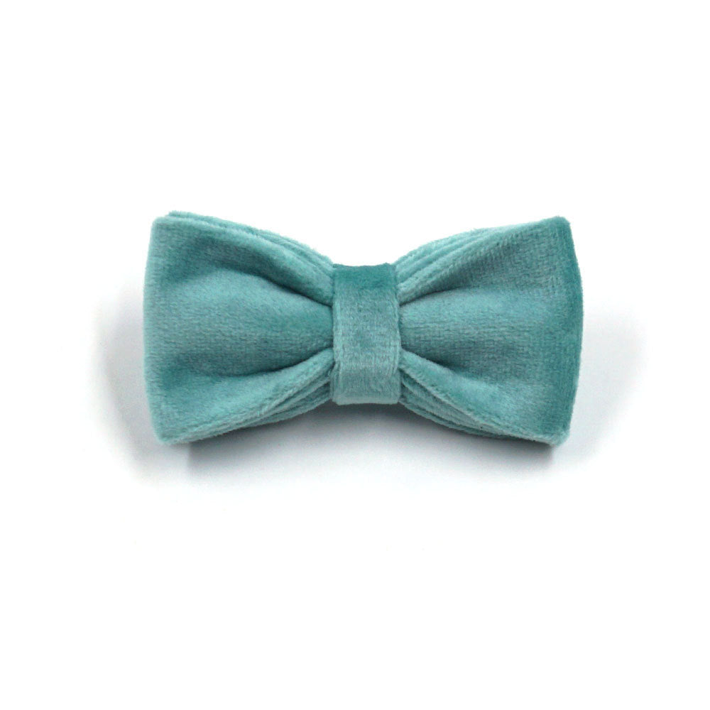 Pettns | Lake Green Velvet Cat Collar with Bow and Bell for Everyday Wear