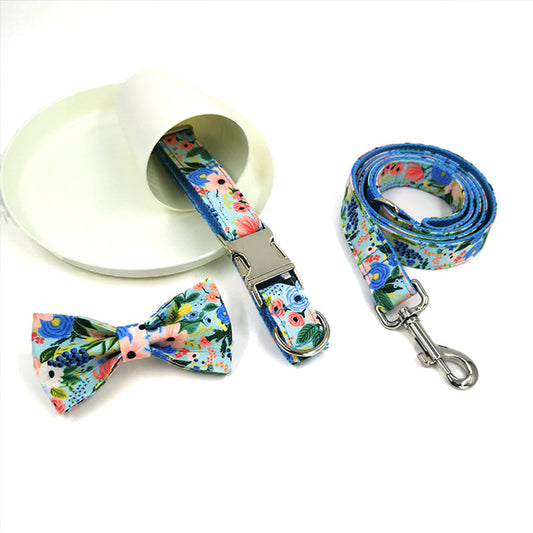 Pettns | Patterned Dog Collar and Leash Set with Bow Accent for Everyday Walks