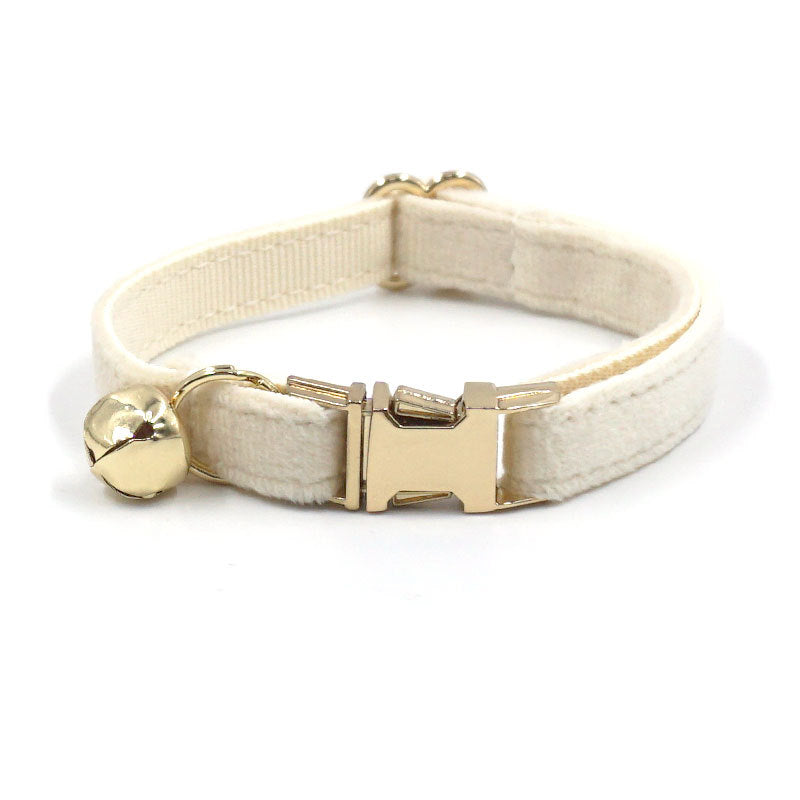 Pettns | Soft Velvet Cat and Small Dog Collar with Zinc Alloy Buckle and Bell