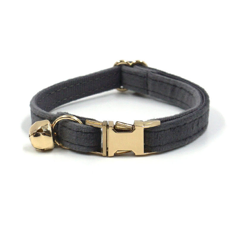 Pettns | Velvet Cat Collar with Bell and Optional Laser Engraving for Daily Wear