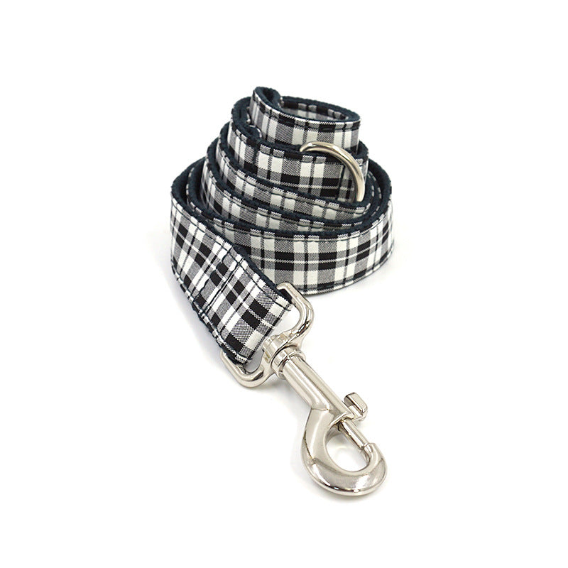 Pettns | Black and White Plaid Dog Collar and Leash Set with Classic Bow Accent
